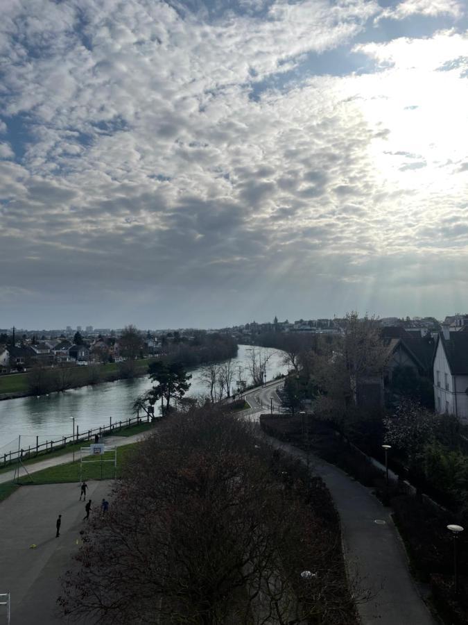 Residhome Neuilly Bords De Marne Bagian luar foto