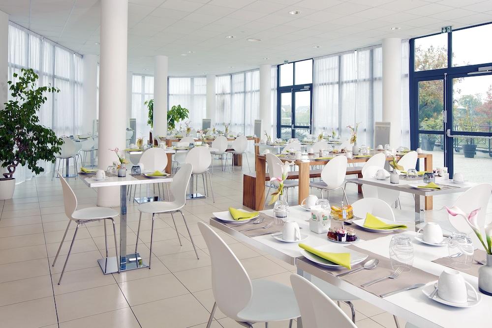 Residhome Neuilly Bords De Marne Bagian luar foto