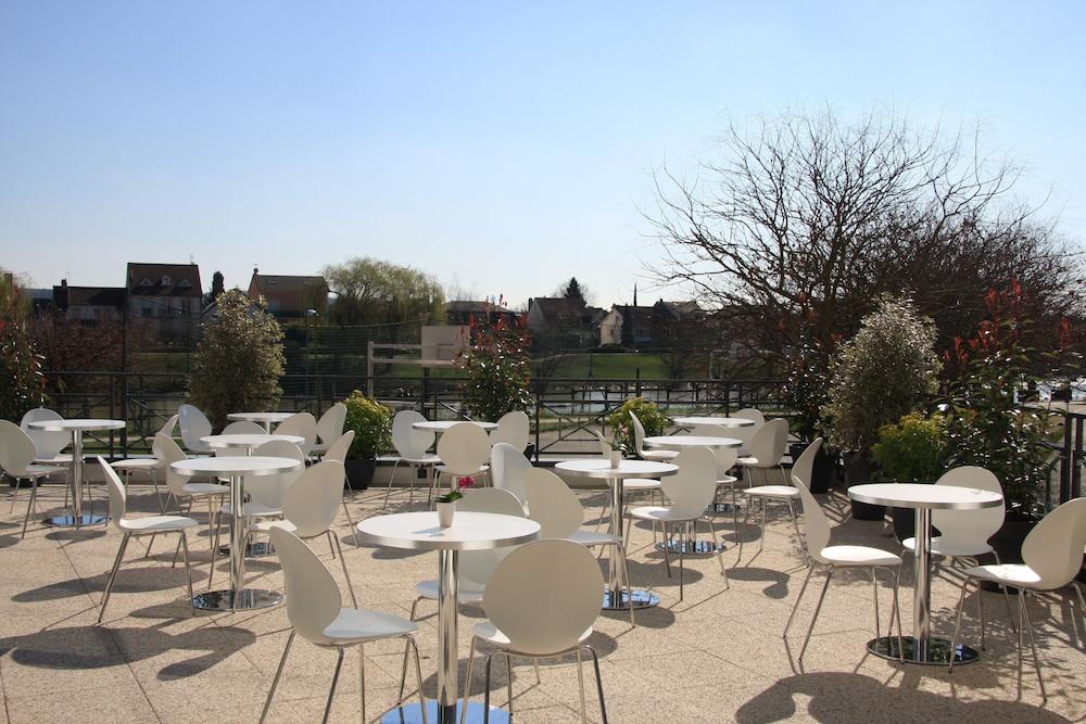 Residhome Neuilly Bords De Marne Bagian luar foto